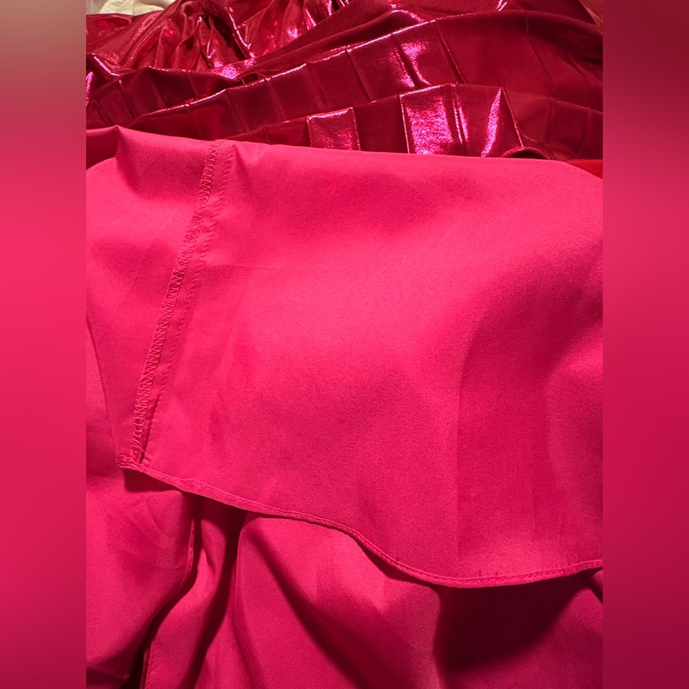 NWT Jovani Hot Pink Metallic V-Neck Spaghetti Strap Pleated A-Line Gown SIZE 4 - Picture 8 of 10